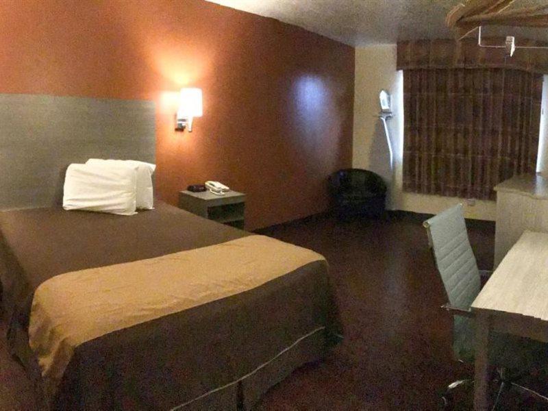 Rodeway Inn Moriarty Kültér fotó