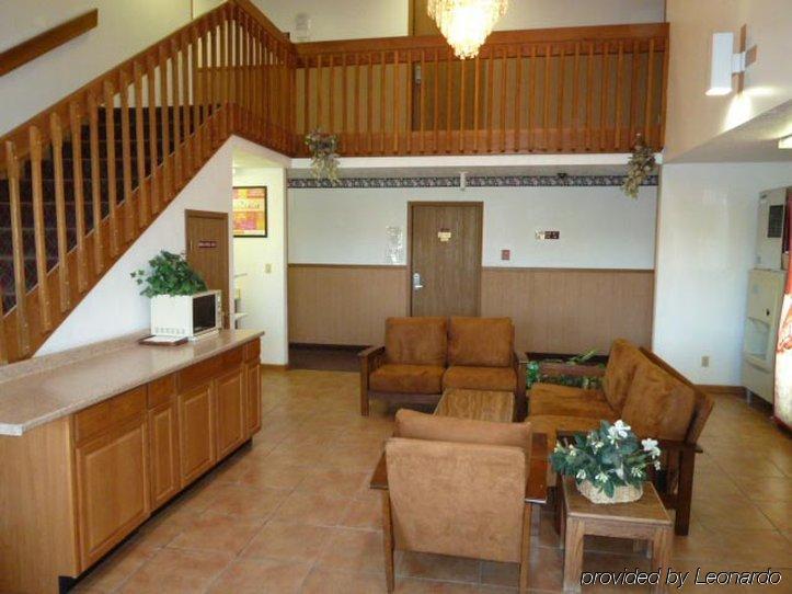 Rodeway Inn Moriarty Beltér fotó